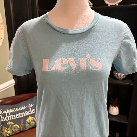 Levi’s Baby Blue T-Shirt Size Small - Picture 10 of 11